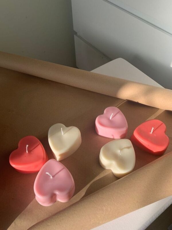 Heart candle - Image 2