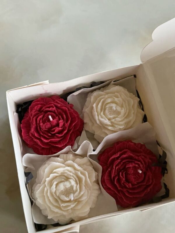 Pony flower candle 