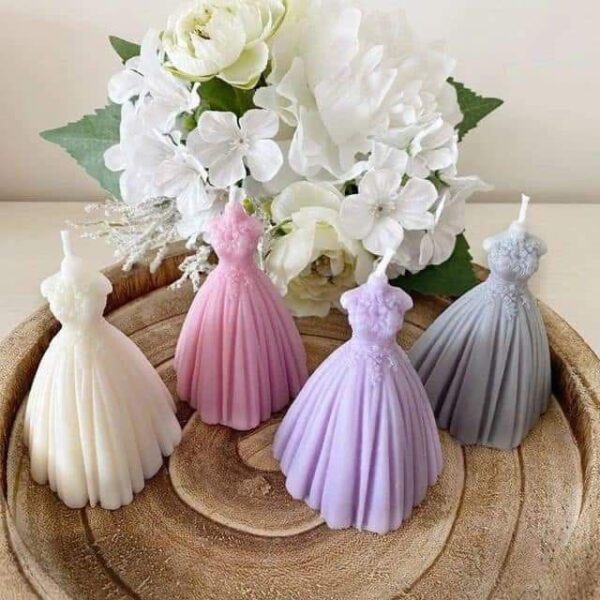 Bridal maids candle
