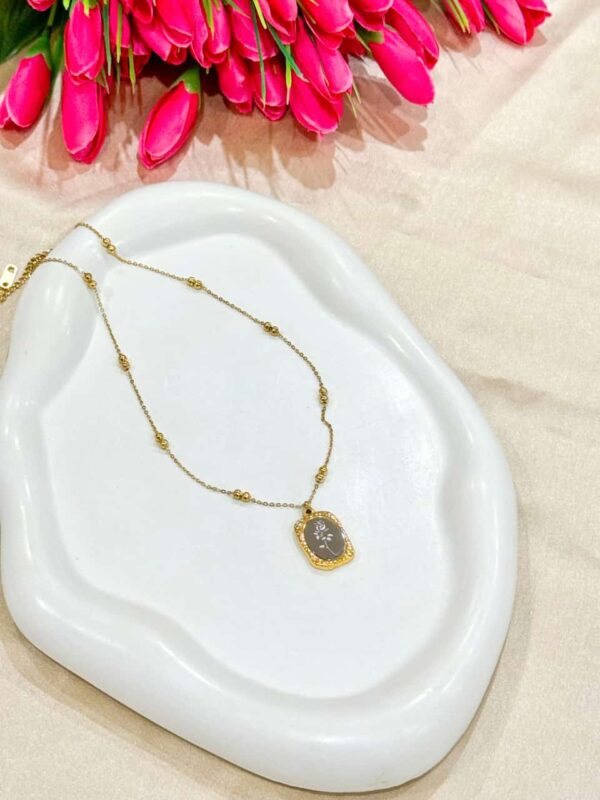 Elegant Rose Pendant Necklace – Stainless Steel & Gold-Plated